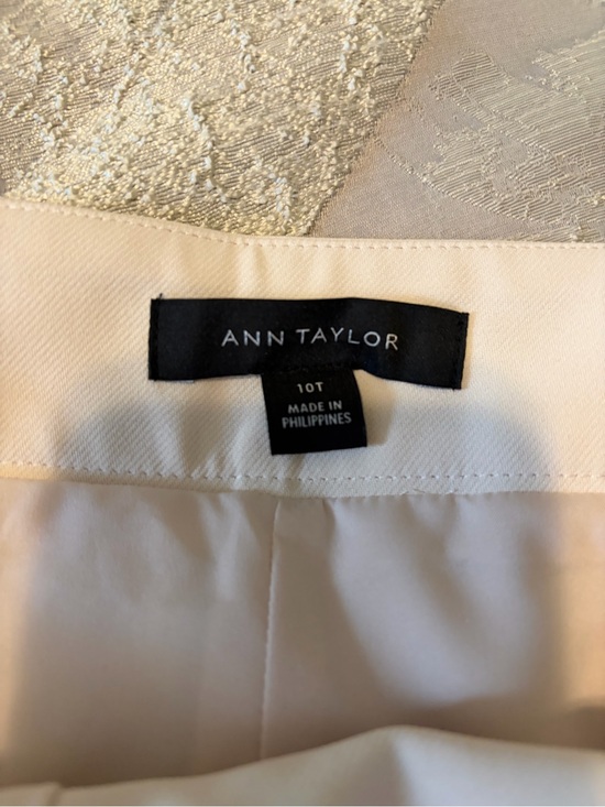 Ann Taylor Pants - Ann Taylor Cream side zip Trouser